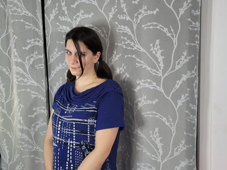 Naakte gelekte OnlyFans-foto van Princesse Namrah