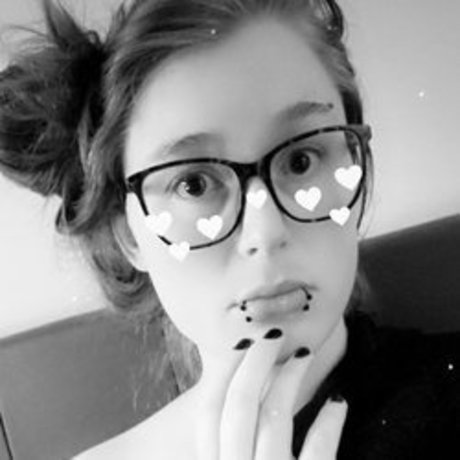 Naakte gelekte OnlyFans-foto van Princessmaddiemaddz