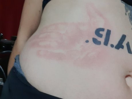 Naakte gelekte OnlyFans-foto van Chica