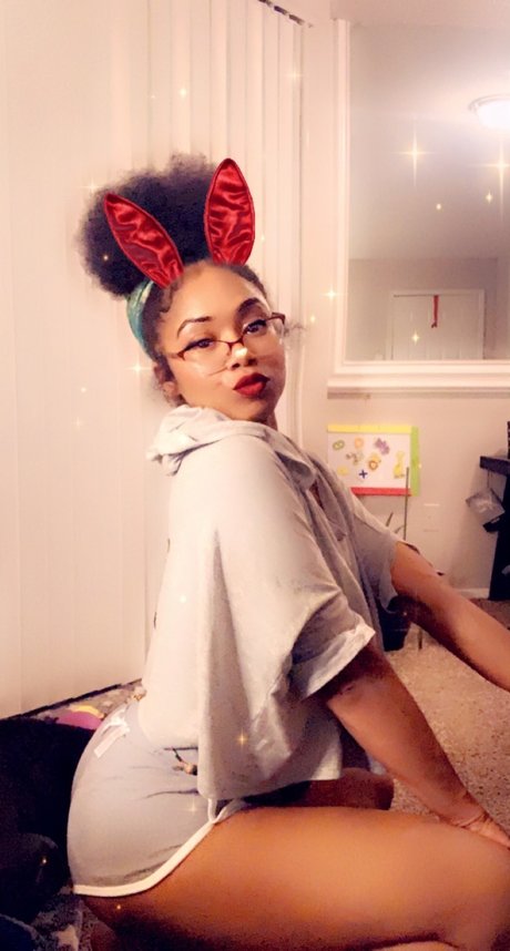Cyn After Dark