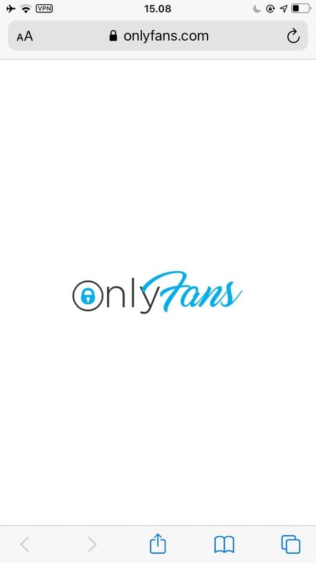Naakte gelekte OnlyFans-foto van Dentari