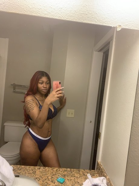 Lilbootycyy