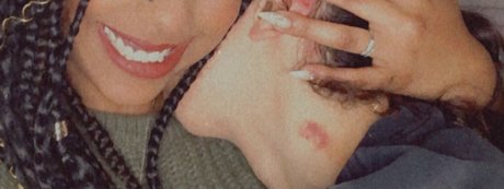 Naakte gelekte OnlyFans-foto van Primal Pussy 