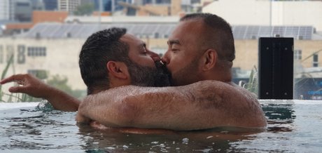 Naakte gelekte OnlyFans-foto van Primal Bears