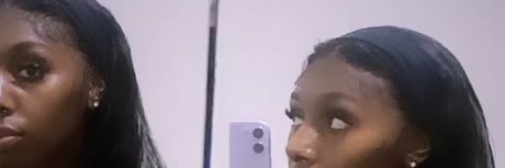 Naakte gelekte OnlyFans-foto van Its Wet 