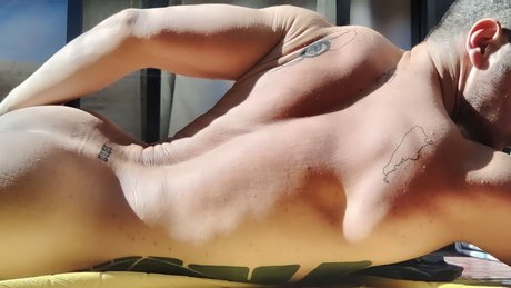 Naakte gelekte OnlyFans-foto van Lto Vip Recargado    