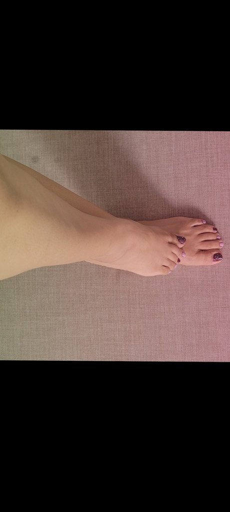 Naakte gelekte OnlyFans-foto van Diana Love