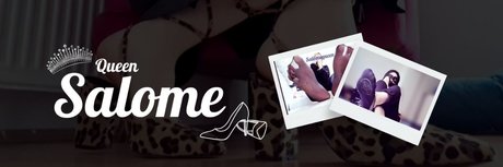 Naakte gelekte OnlyFans-foto van Queensalome