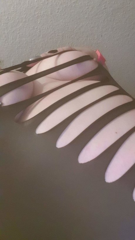 Naakte gelekte OnlyFans-foto van Queen Of Pain