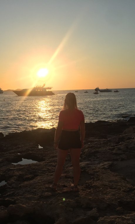 Naakte gelekte OnlyFans-foto van Queen Of Squirt