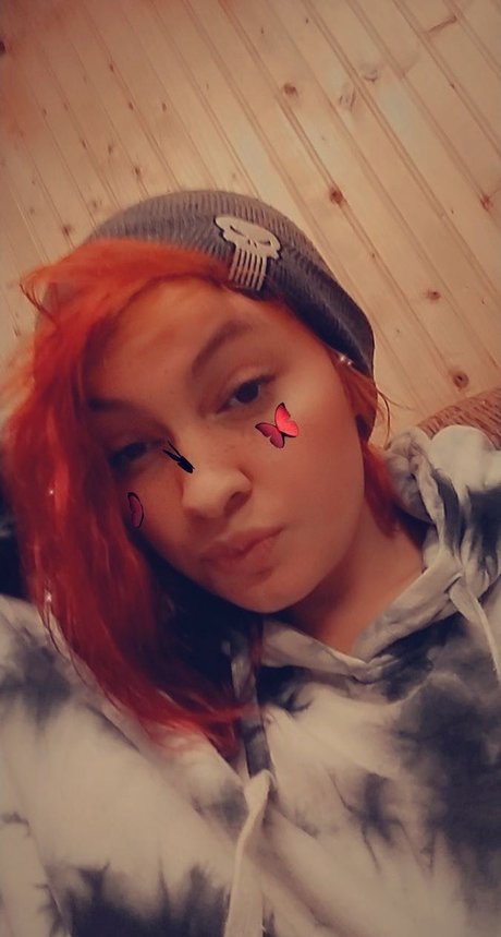Naakte gelekte OnlyFans-foto van Kaitlyn