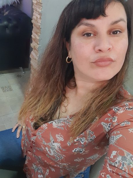 Naakte gelekte OnlyFans-foto van Devora Ruiz