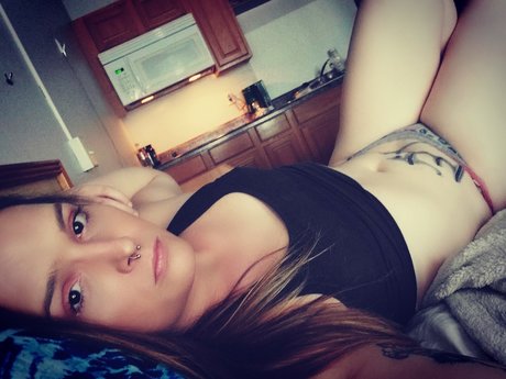 Naakte gelekte OnlyFans-foto van Dreatrance1994