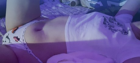 Naakte gelekte OnlyFans-foto van Rainykitten