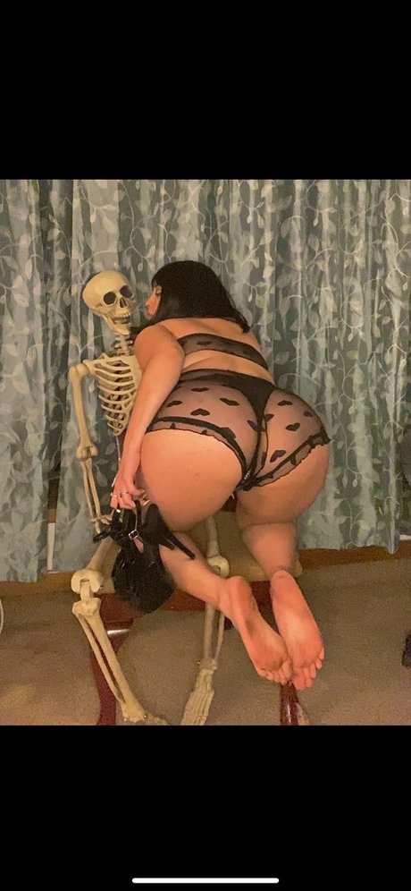 Naakte gelekte OnlyFans-foto van Dolores Delcorazon