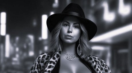 Naakte gelekte OnlyFans-foto van Rachelash