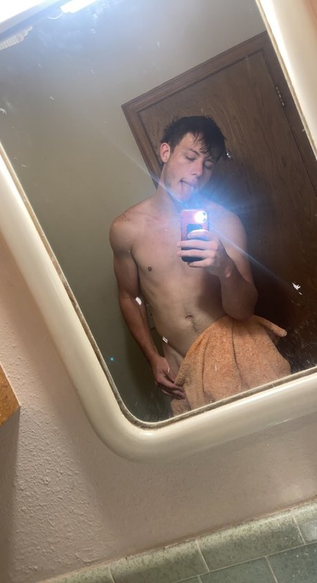 Naakte gelekte OnlyFans-foto van Danielkeizor