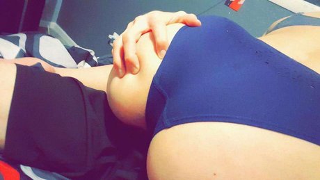 Naakte gelekte OnlyFans-foto van Carly Rose
