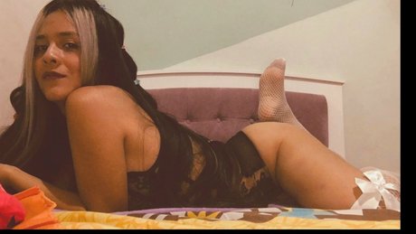 Naakte gelekte OnlyFans-foto van Evelyn