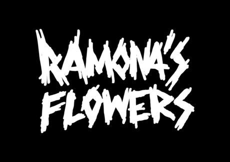 Naakte gelekte OnlyFans-foto van Ramona Flowers