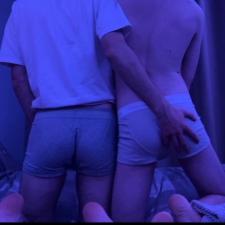Naakte gelekte OnlyFans-foto van Renandarry
