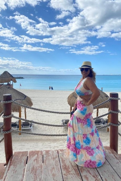 Naakte gelekte OnlyFans-foto van Rosangela
