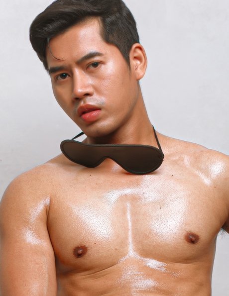 Ron Apichat