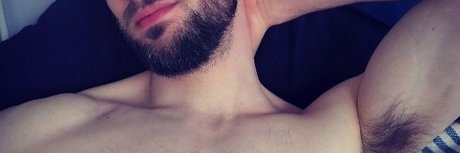 Naakte gelekte OnlyFans-foto van Roboris89