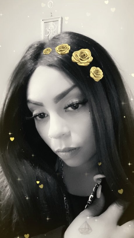 Naakte gelekte OnlyFans-foto van U10089331