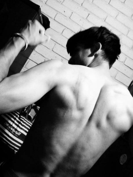 Naakte gelekte OnlyFans-foto van Ruster