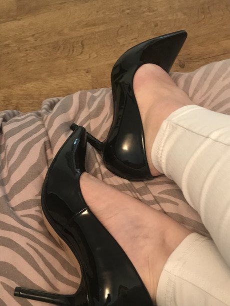 Naakte gelekte OnlyFans-foto van Ruby Amour
