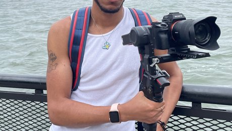 Naakte gelekte OnlyFans-foto van Rp
