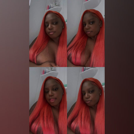 Naakte gelekte OnlyFans-foto van Royalty