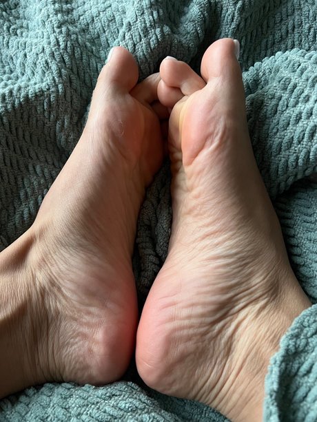Naakte gelekte OnlyFans-foto van Rosy