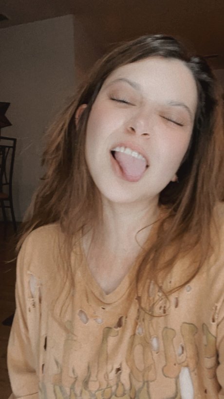 Naakte gelekte OnlyFans-foto van Rosi 