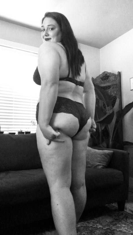 Naakte gelekte OnlyFans-foto van Rosie 