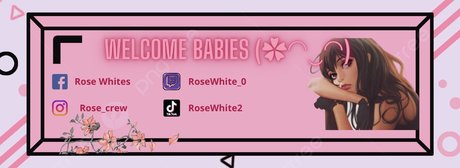Naakte gelekte OnlyFans-foto van Rose White