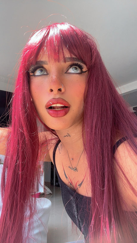 Naakte gelekte OnlyFans-foto van Sallymaddoxxx