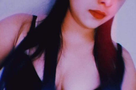 Naakte gelekte OnlyFans-foto van Sadney
