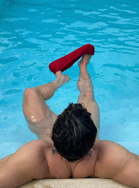 Naakte gelekte OnlyFans-foto van Saccogerar