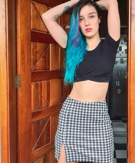 Naakte gelekte OnlyFans-foto van Teteia