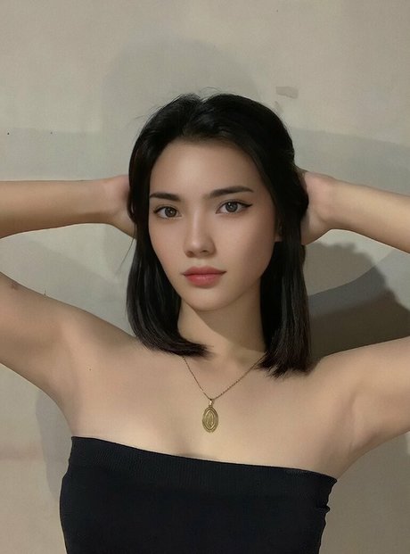 Naakte gelekte OnlyFans-foto van Asdfghjkxtna
