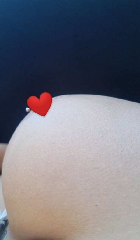 Naakte gelekte OnlyFans-foto van Kaucordeiro