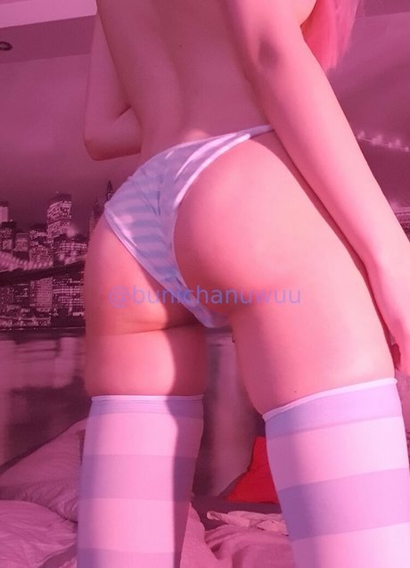 Naakte gelekte OnlyFans-foto van Bunichanuwuu