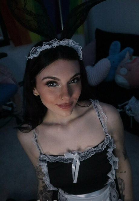 Leahjamesxo
