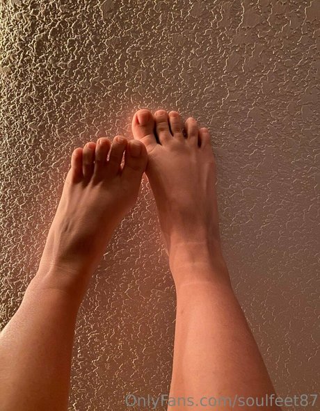 Naakte gelekte OnlyFans-foto van Sweetbigobae