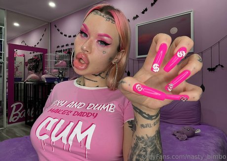 Nasty_bimbo
