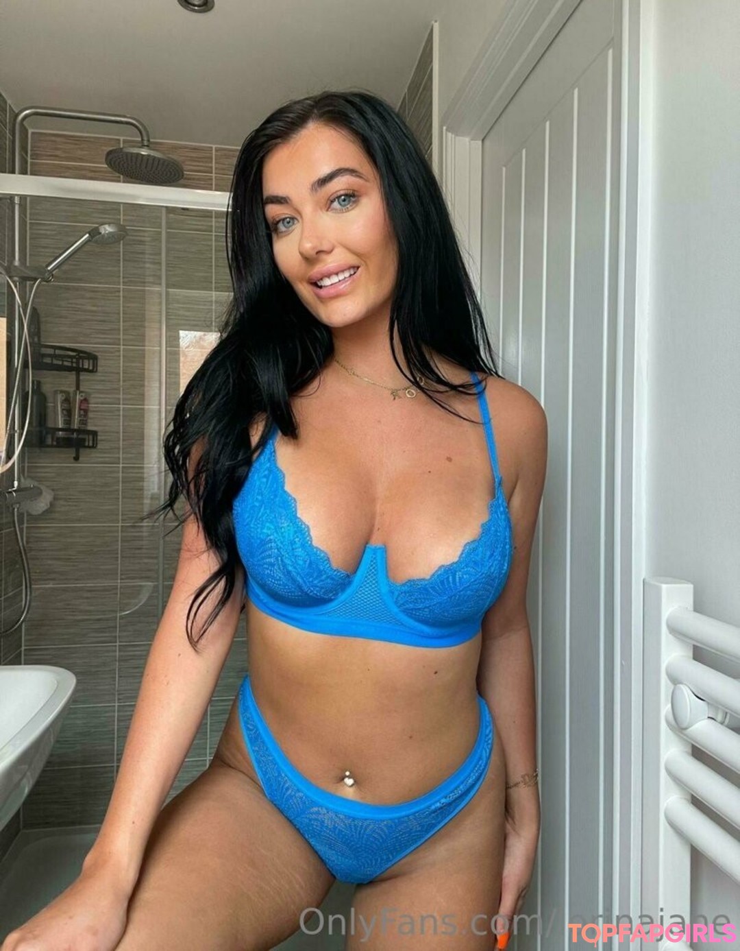 Naakte gelekte OnlyFans-foto van Lorinajane #1880