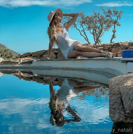Naakte gelekte OnlyFans-foto van Ladynatali