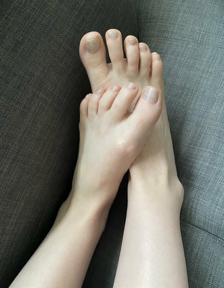 Naakte gelekte OnlyFans-foto van Charlottestoneca